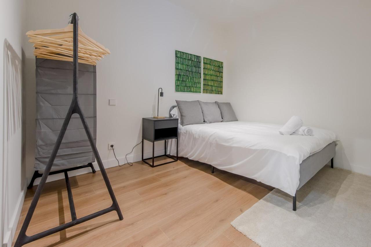 Apartmán Modern Apt & Cool Interior Design En El Retiro Madrid Exteriér fotografie