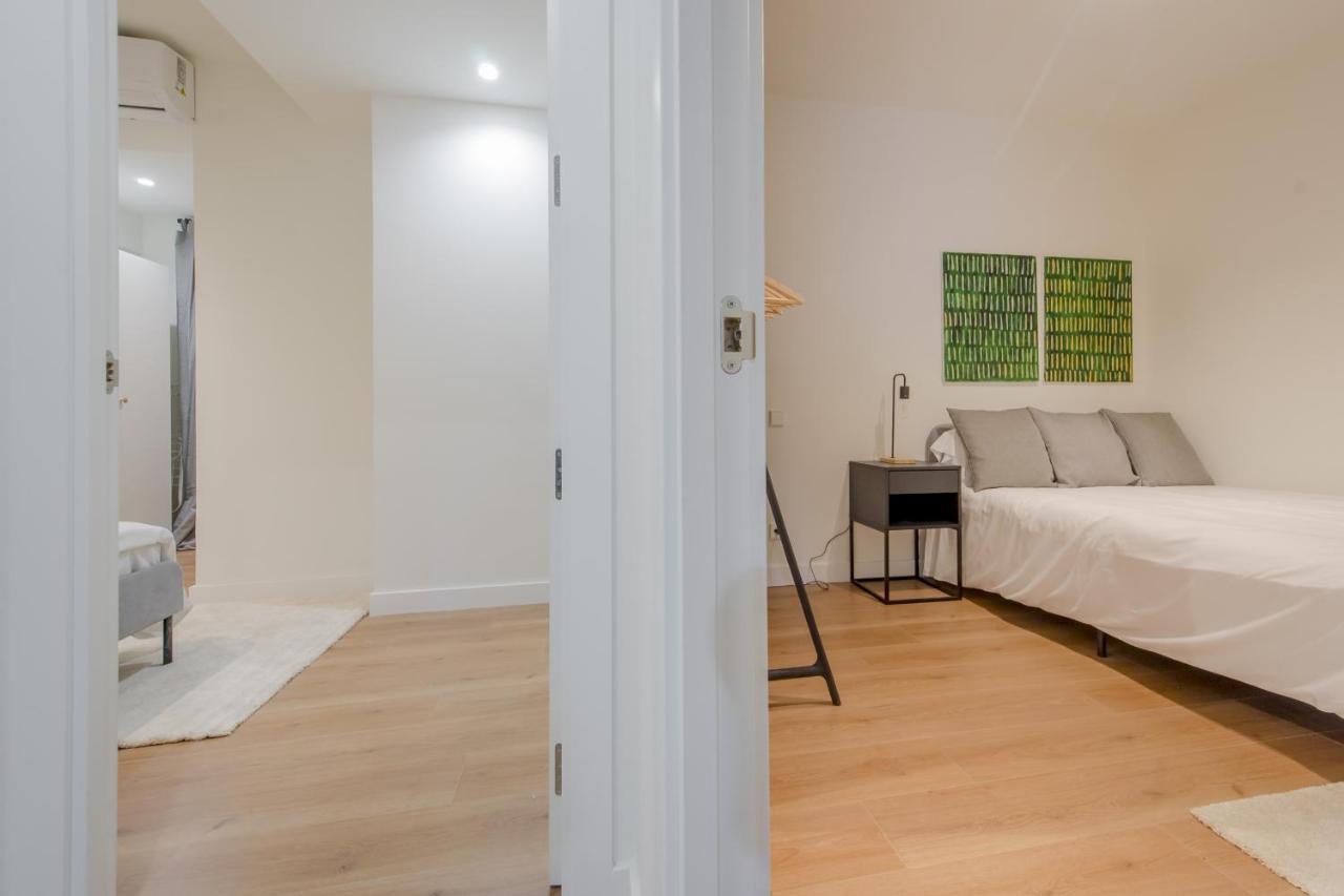 Apartmán Modern Apt & Cool Interior Design En El Retiro Madrid Exteriér fotografie